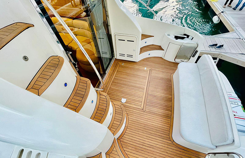 yacht rental dubai 104