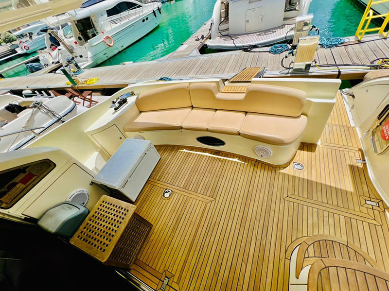 yacht rental dubai 133