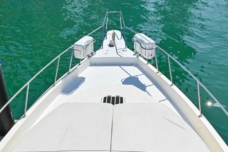 yacht rental dubai 995